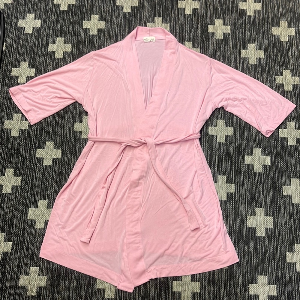 Home Collection S/M Lightweight Pink Robe
